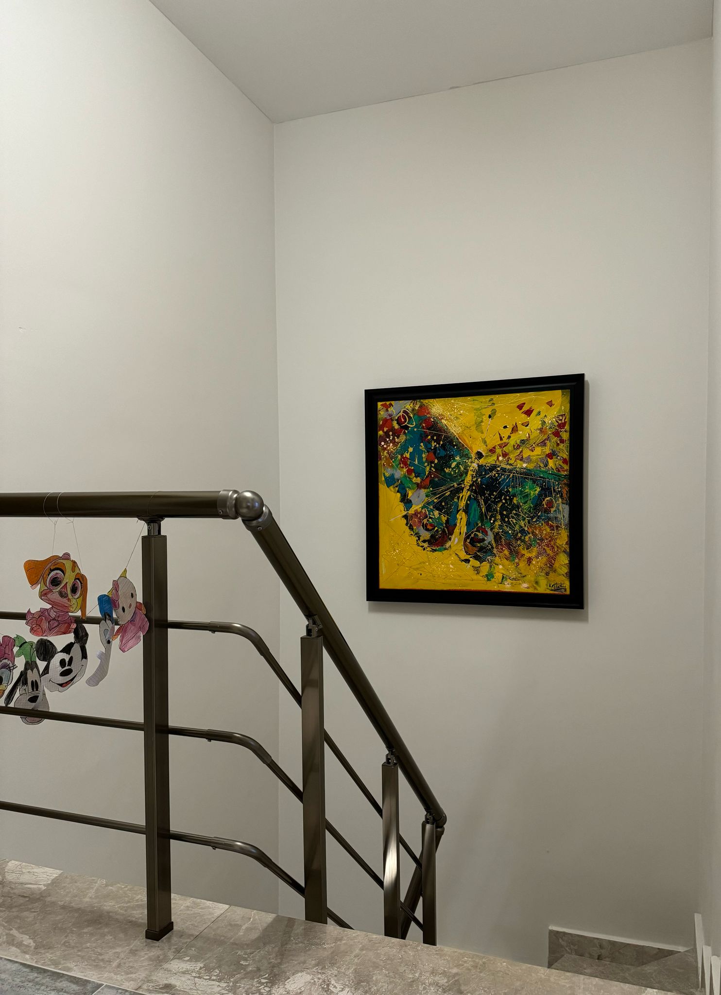 Sanat severimizin en güzel köşesinde yerini alan yağlı boya tablomuz. İyi günlerde kullanınız.
